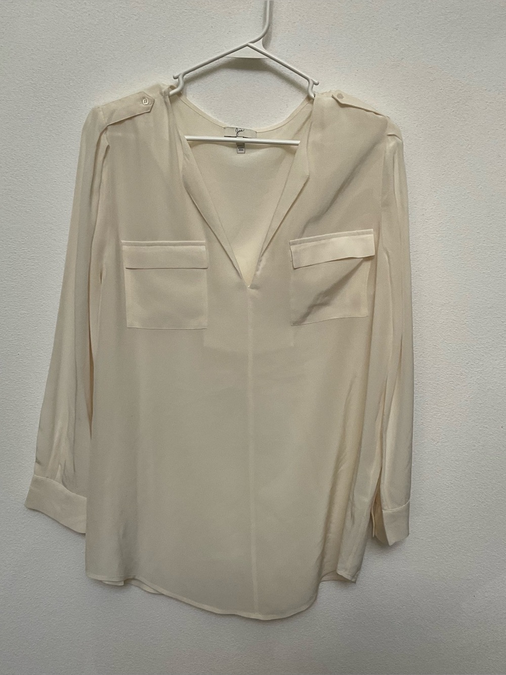 Joie 100% Silk Ivory Double Pocket Long Sleeve Blouse Size Medium
